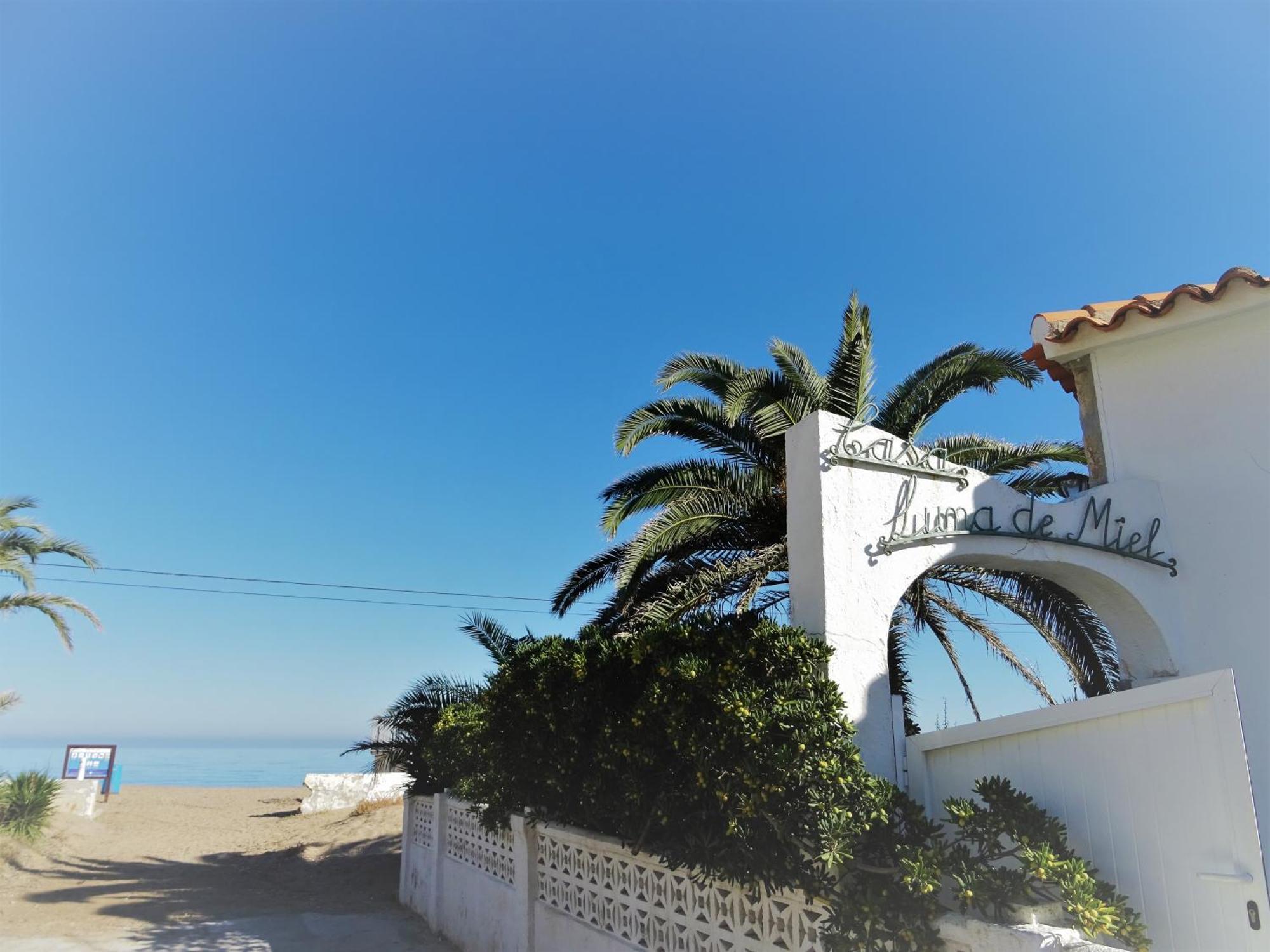 Villa At Seafront With Private Garden-655 Dénia Eksteriør billede